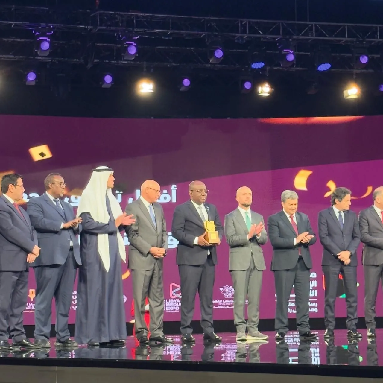 Wasiirka Warfaafinta XFS oo ka qeybgalay munaasabad lagu abaalmarinayey saxaafadda Liibiya