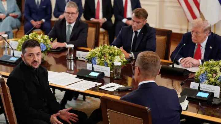 США попросили Европу переубедить Зеленского