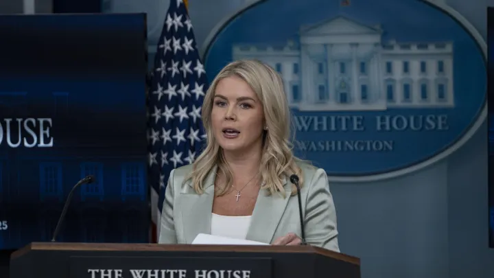 کاخ سفید: نفت‌کشی را توقیف کردیم که سپاه ایران از آن برای فروش نفت در بازار سیاه استفاده می‌کرد