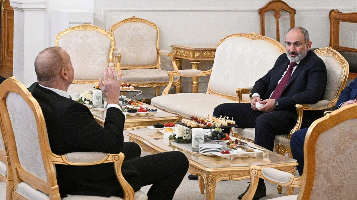 Paşinyan Qarabax problemasın çişü öçen Azärbaycan belän bergä plan tözergä çaqırdı