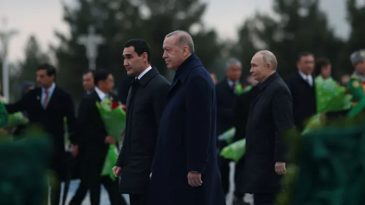 Türkiye está comprometida com a paz e o diálogo como parte da sua responsabilidade histórica