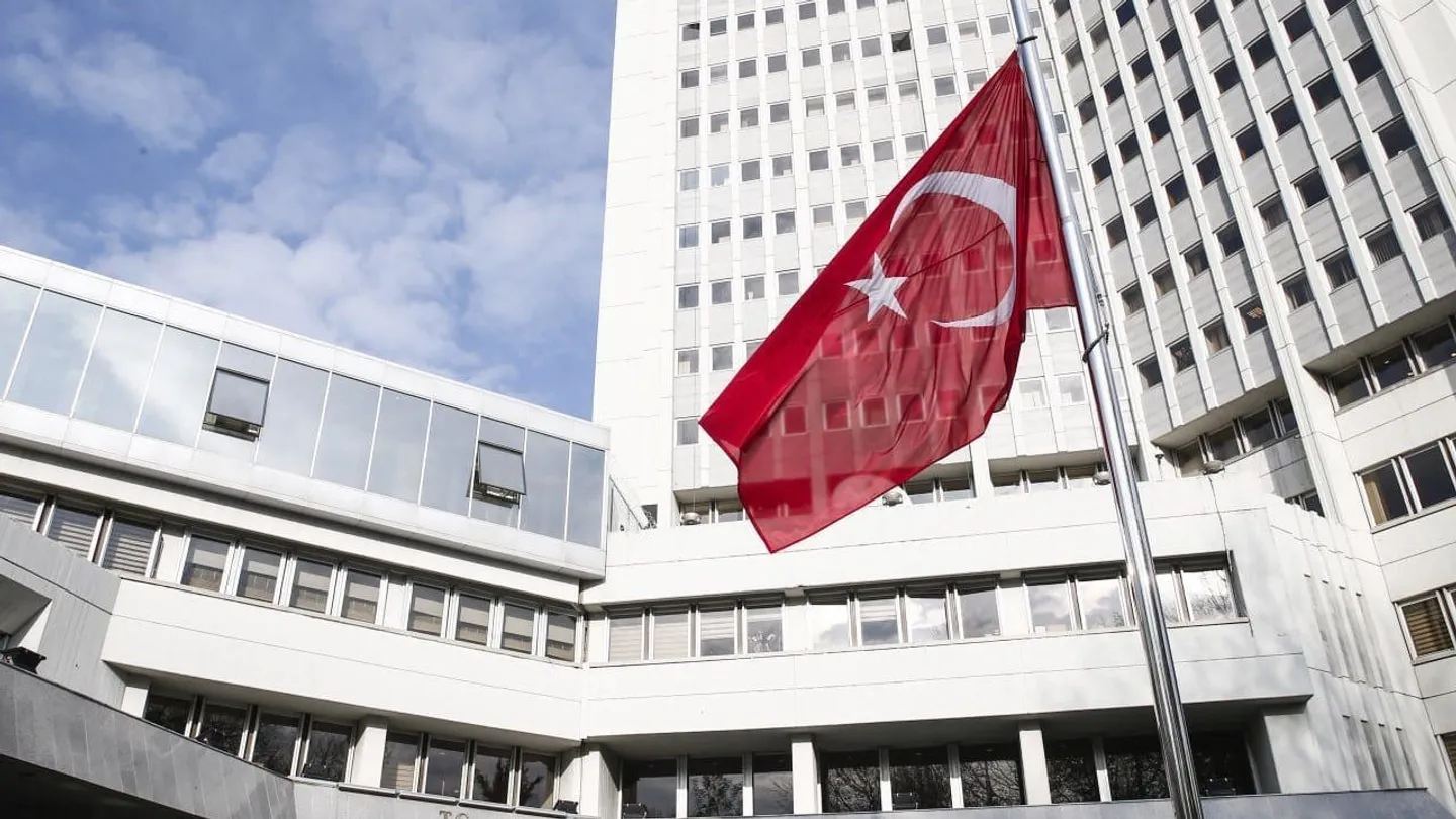 Турция предупреждает об угрозе морской безопасности в Черном море