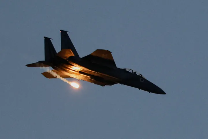 Izraeli sulmon Libanin jugor pavarësisht armëpushimit