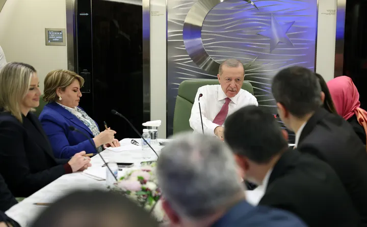 Erdoğan pas takimit me Putin: Paqja në Ukrainë “nuk është larg”