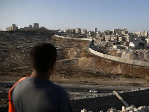 Israel legalizará 19 assentamentos na Cisjordânia ocupada ao abrigo de novo plano