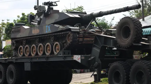 تايلاند تعلن حظر تجول مع امتداد القتال على الحدود مع كمبوديا رغم جهود الوساطة