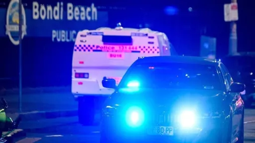 بينهم أحد المهاجمَين.. ارتفاع حصيلة هجوم سيدني إلى 16 قتيلاً