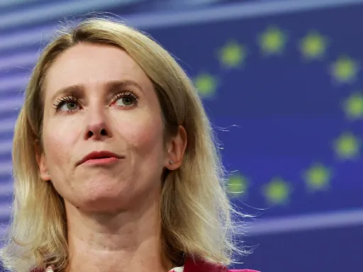 UE decide 'imobilizar indefinidamente' 246 mil milhões de dólares em ativos russos