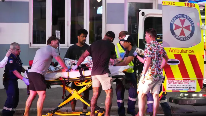 Pelo menos 12 mortos num tiroteio em massa na Bondi Beach de Sydney, na Austrália