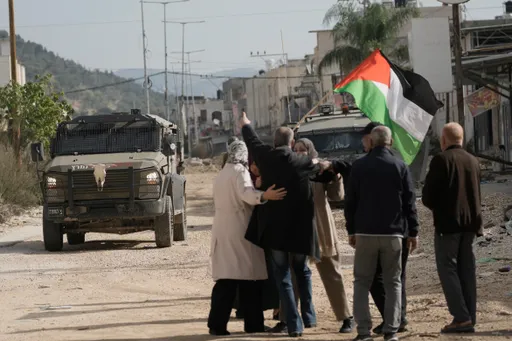 الاحتلال يصعّد بالضفة.. اقتحامات في جنين ومستوطنون يعتدون على ممتلكات الفلسطينيين قرب رام الله