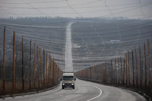 "أسبوع حاسم" لتمويل أوكرانيا.. وروسيا تعلن إسقاط 130 مسيرة بالتزامن مع محادثات برلين