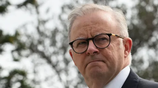 Австралия қару рұқсаттарына шектеу енгізеді