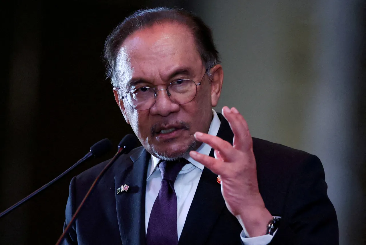 RUU hadkan tempoh PM 10 tahun akan dibentang di Parlimen – Anwar