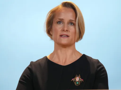 رئیس جدید سازمان اطلاعات خارجی بریتانیا: روسیه غرب را در منطقه خاکستری زیر آستانه جنگ میآزماید