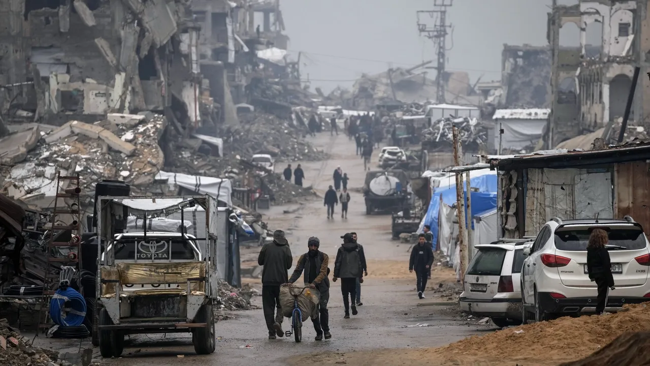 حماس تتحدث عن خروقات جيش الاحتلال في غزة وتحذر من انهيار الاتفاق