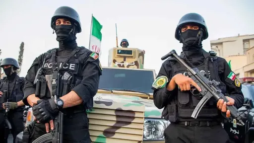 إيران تعلن مقتل 4 أشخاص على الأقل في هجوم مسلح استهدف نقطة أمنية