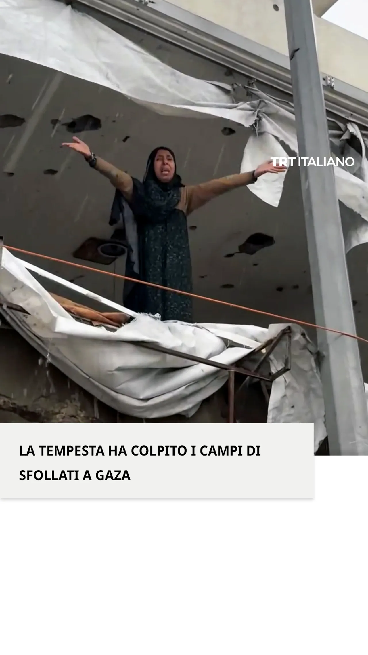 Maltempo a Gaza: le inondazioni travolgono le tende dei palestinesi sfollati