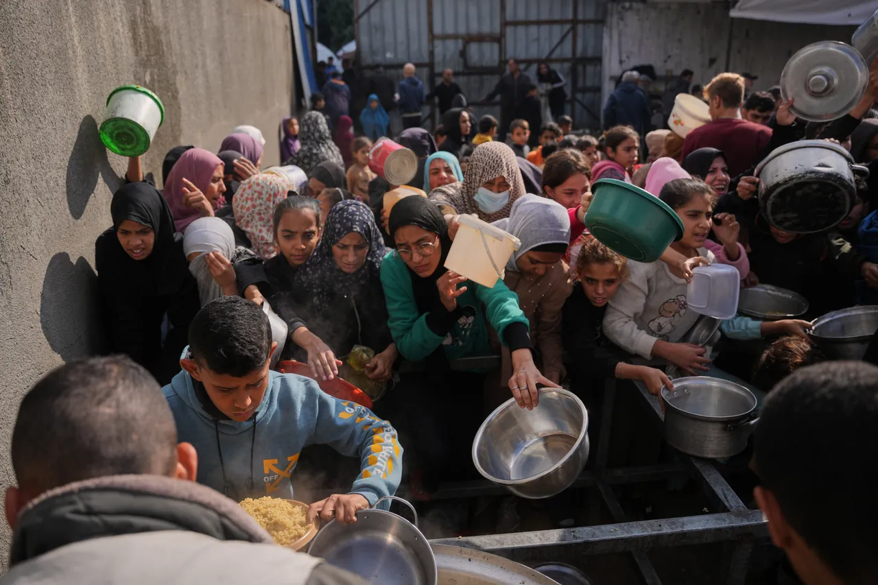 Israel again violates Gaza truce in new attack, as UN and aid groups warn operations at risk