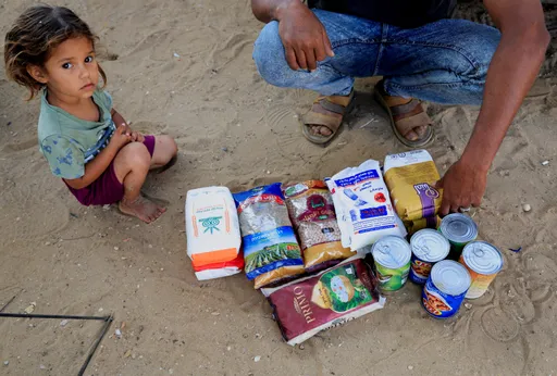 En Gaza, familias sobreviven con una sola comida al día por las restricciones a la ayuda de Israel