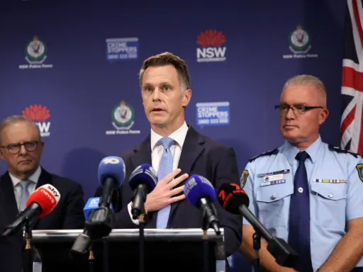 Estado australiano vai aprovar leis de emergência sobre armas