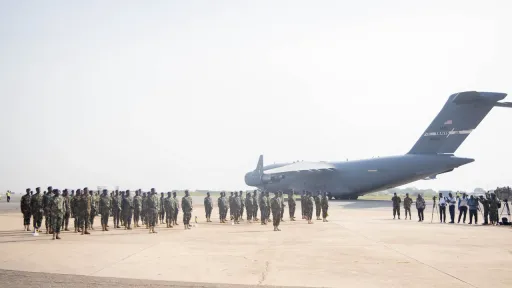 Accra envoie 54 ingénieurs militaires en Jamaïque après l'ouragan meurtrier Melissa