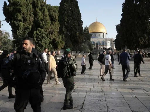 Netanyahu invade a mesquita Al-Aqsa para celebrar o Hanukkah numa “provocação deliberada”