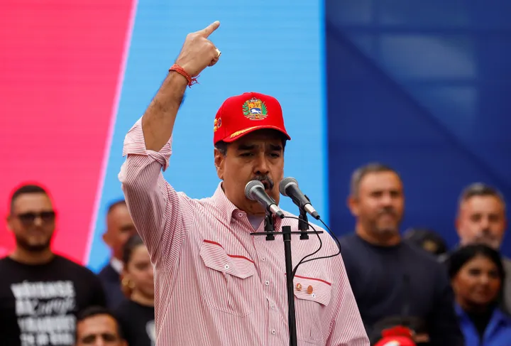 Maduro seeks military help from Colombia as US–Venezuela standoff reaches boiling point