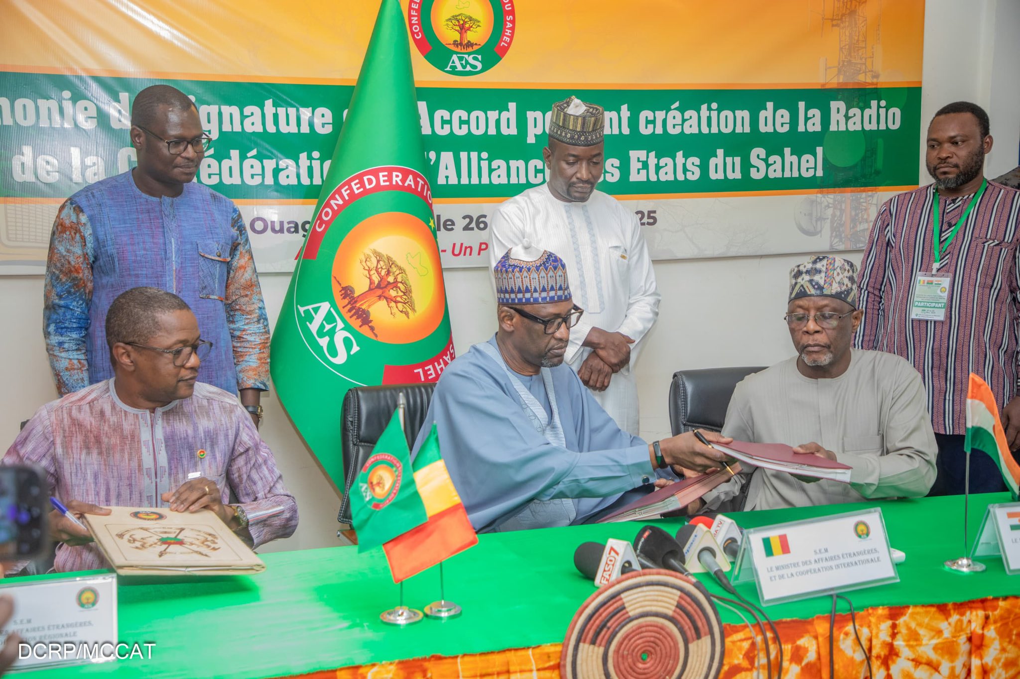 Burkina Faso: la fréquence de RFI attribuée à la radio de l’AES