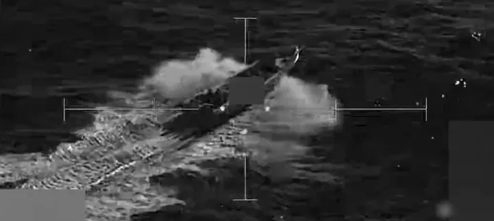 الجيش الأمريكي يقتل 4 في ضربة على قارب تهريب شرق الهادئ.. والنواب يرفضون تقييد صلاحيات ترمب