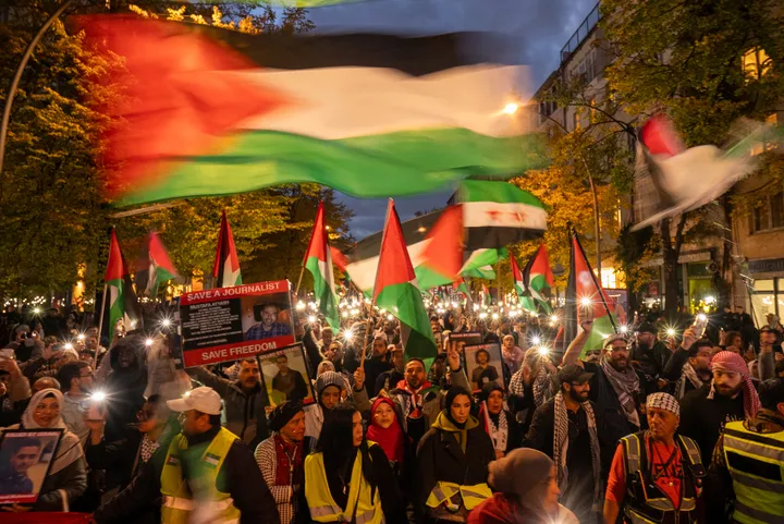 Mann in Berlin wegen palästinasolidarischer Parole verurteilt