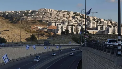 أكثر من 3 آلاف وحدة سكنية.. سموتريتش يصدّق على إقامة مدينة استيطانية جديدة شرقي القدس