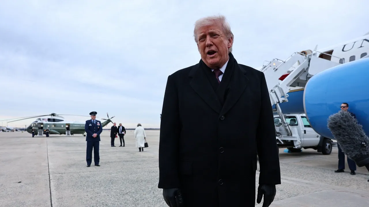 Trump defende 'bloqueio' naval na Venezuela invocando direitos energéticos