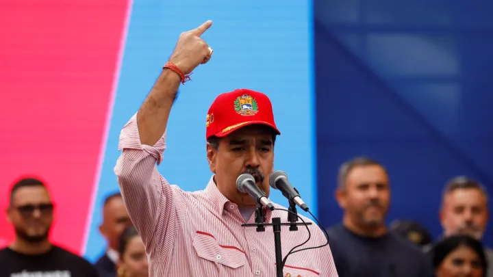 Венесуэла Колумбиядан әскери қолдау сұрады