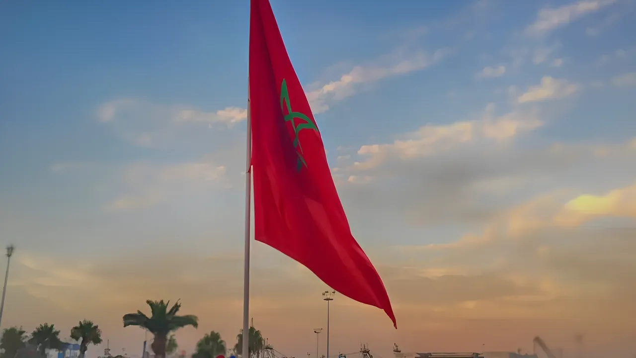 Crescem os apelos para acabar com o domínio francês em Marrocos e reforçar o papel do árabe