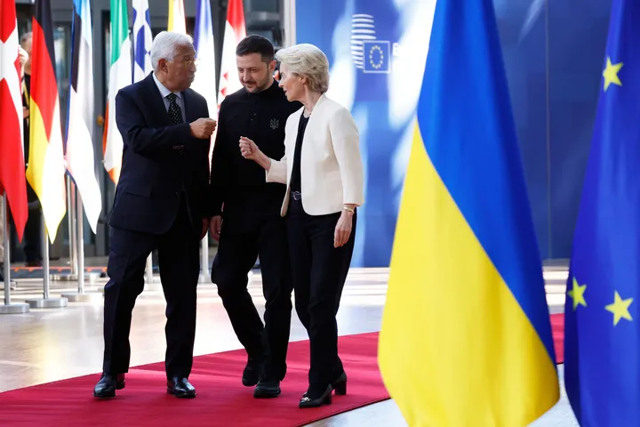 EU agrees on $105B Ukraine loan, without touching Russian assets as Zelenskyy welcomes defence boost