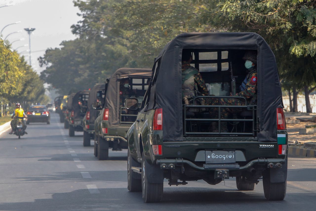 Myanmar's military claims to have recaptured Thai border town