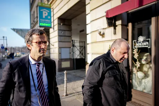 Merz' Unterhändler reist zu Ukraine-Gesprächen nach Florida