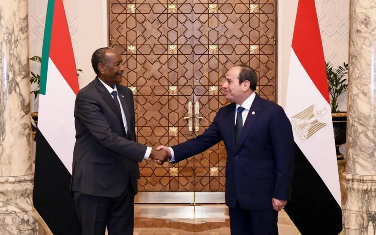 Egypt’s Sisi, Sudan’s Burhan call for activating joint defense pact
