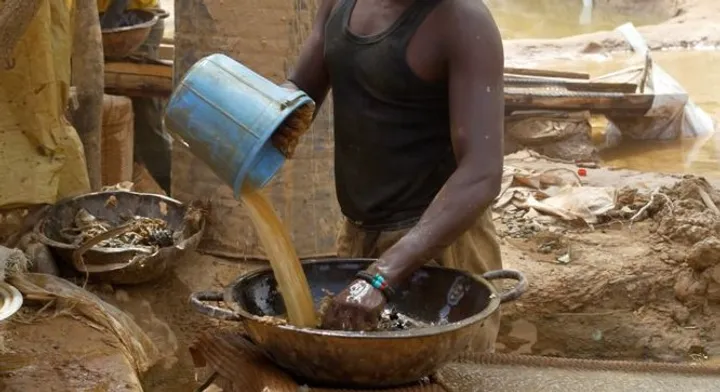 Illegal gold mining fuels bandit violence in Nigeria: villagers, experts say