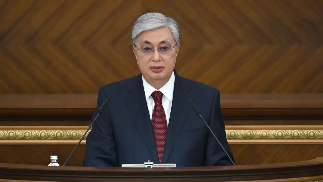 Токаев призвал усилить роль средних держав в мировой политике