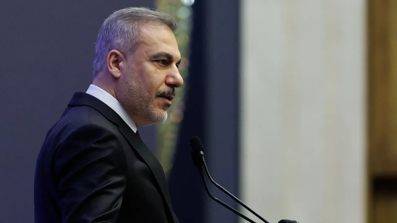 Törkiyä tışqı êşlär ministrı Ğazzä temalı cıyılışta qatnaşa