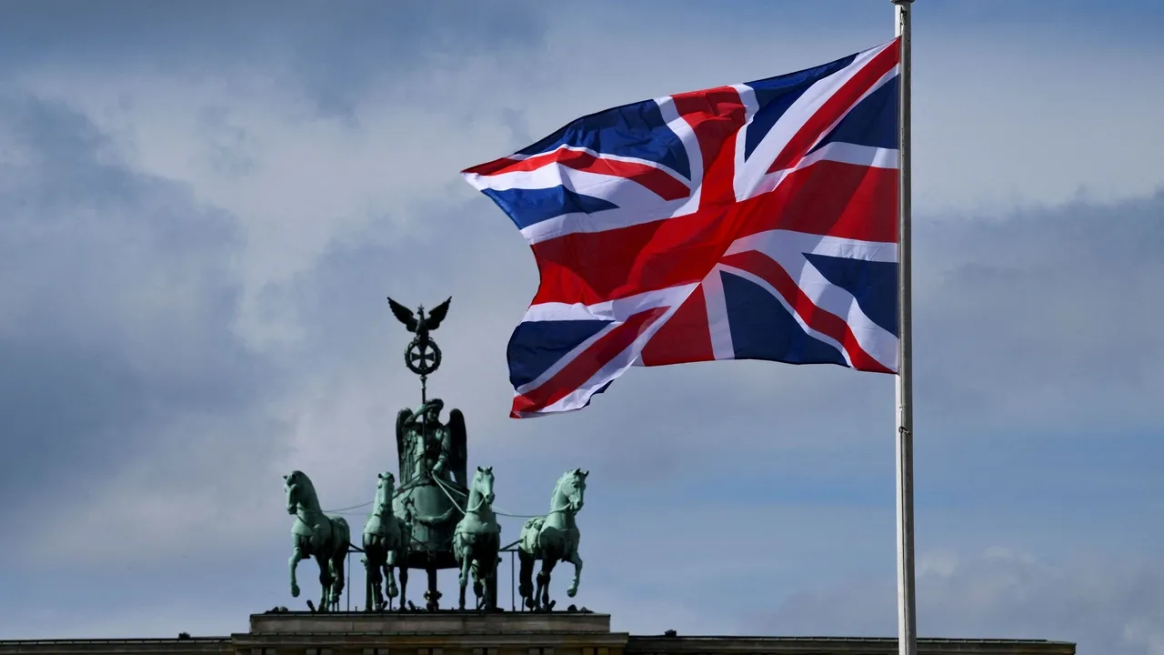 Лондон ввел санкции против компаний из Центральной Азии