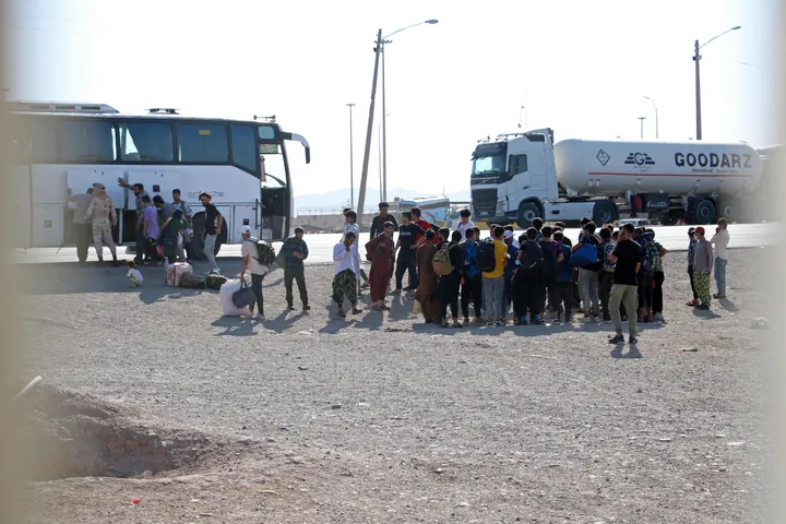 Iranian border guards kill 10 Afghans attempting to cross frontier, Kabul says