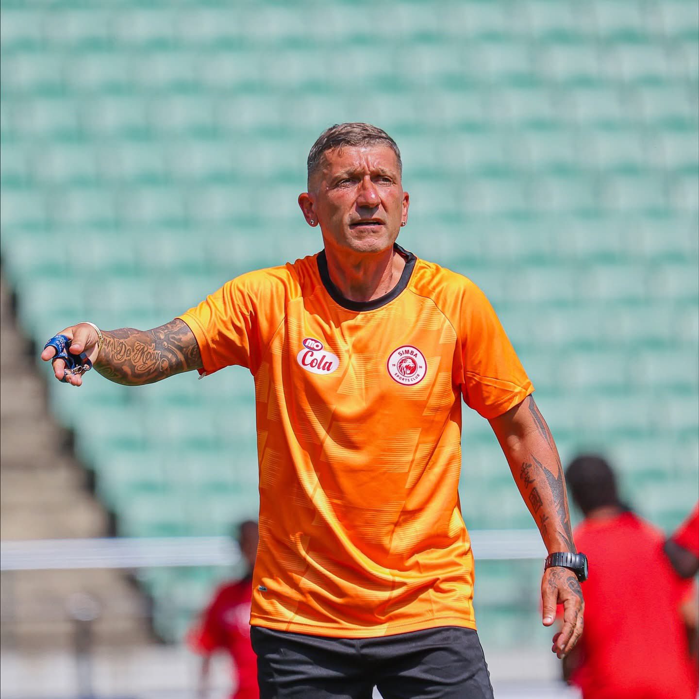 Simba Sports Club ya Tanzania 'yamtimua' Dimitar Pantev