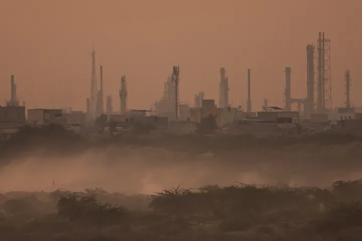 पाकिस्तान को चेतावनी की जनसंख्या वृद्धि से विकास लक्ष्यों को खतरा