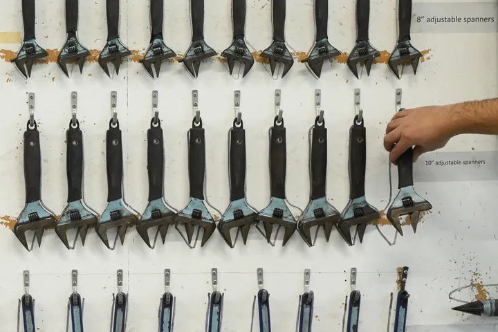 Jongeren en administratief medewerkers lopen een groter risico nu AI in België weidverspreid is