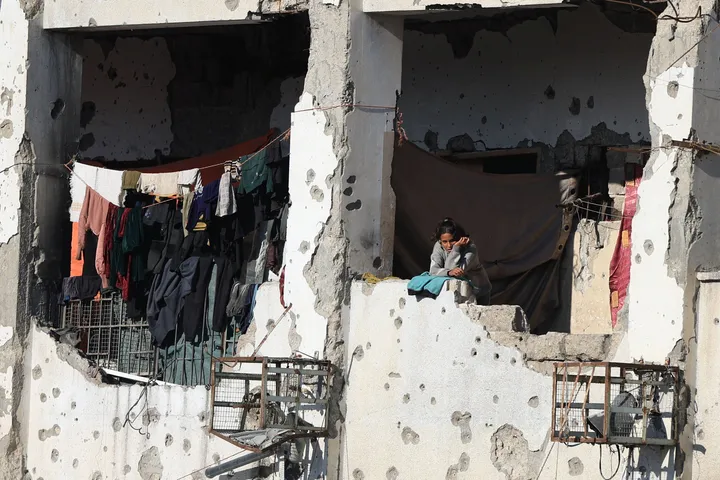 Junta que gobernará Gaza se anunciará a final de año, dice informe, en medio del dolor en el enclave