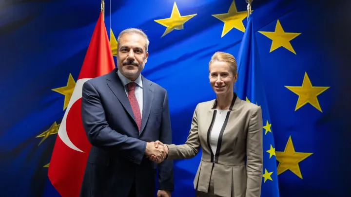 فيدان يلتقي مسؤولين أوروبيين على هامش مشاركته باجتماع الناتو في بروكسل