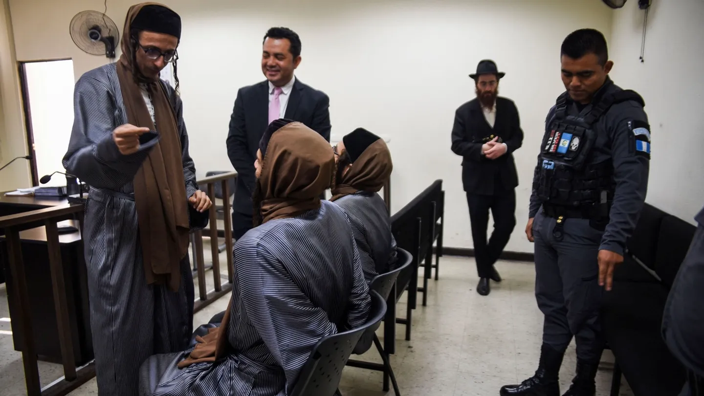 Colômbia expulsa membros de seita judaica acusados ​​de abuso de menores