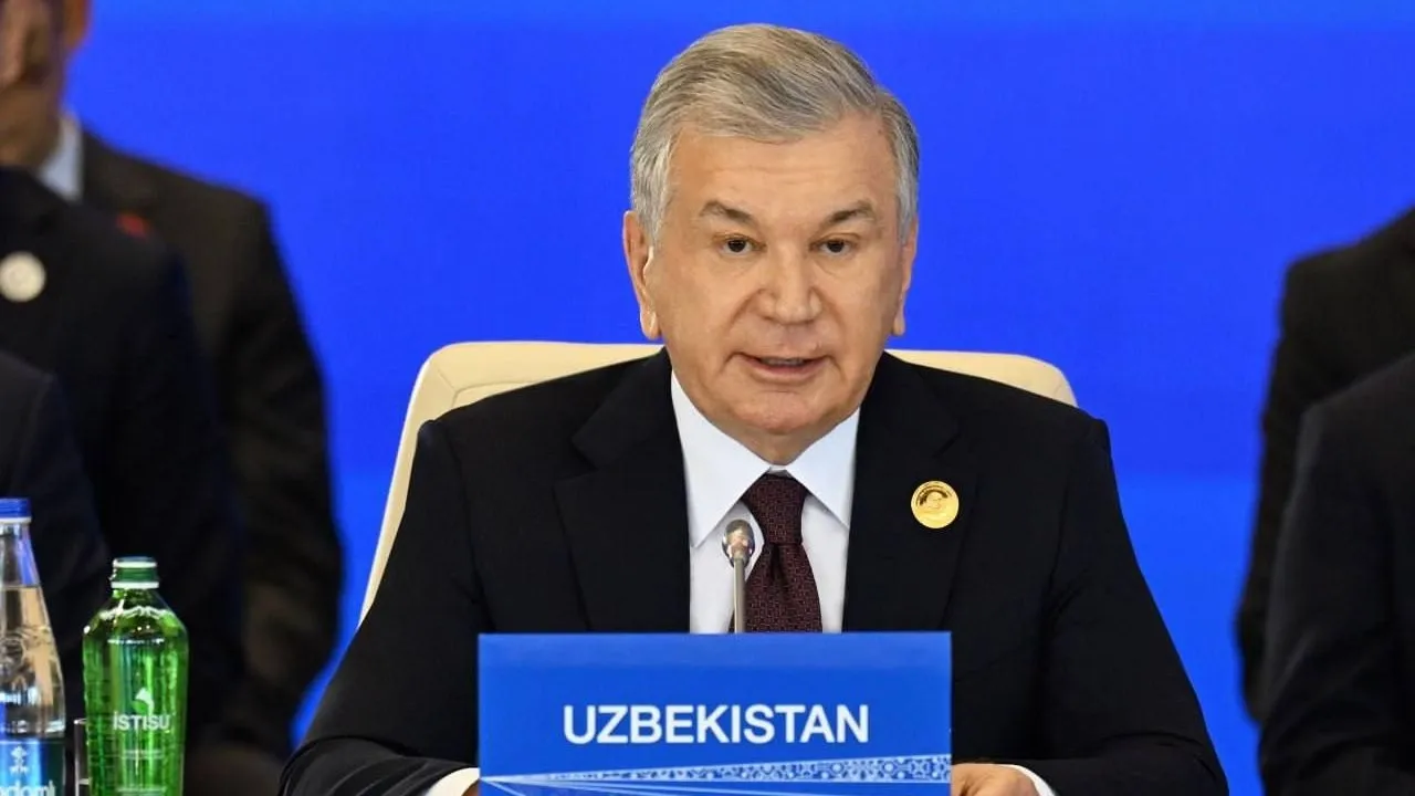 Мирзиёев потребовал ускорить внедрение ИИ